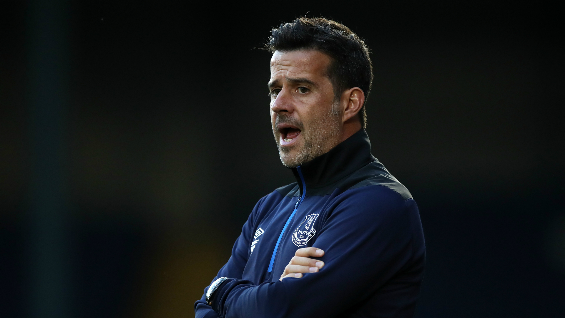 尼足球的新 尼足球的新